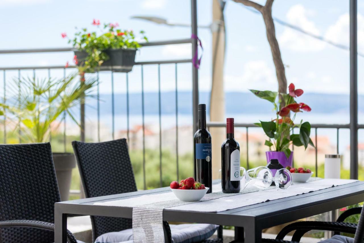 Apartments Lidija - Sea View Apartment With Exclusive Right Of Using Hot Tub Or Split Level Apartment With Exclusive Right Of Using Pool Podstrana Exterior foto