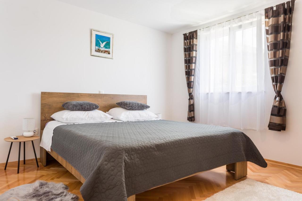 Apartments Lidija - Sea View Apartment With Exclusive Right Of Using Hot Tub Or Split Level Apartment With Exclusive Right Of Using Pool Podstrana Exterior foto